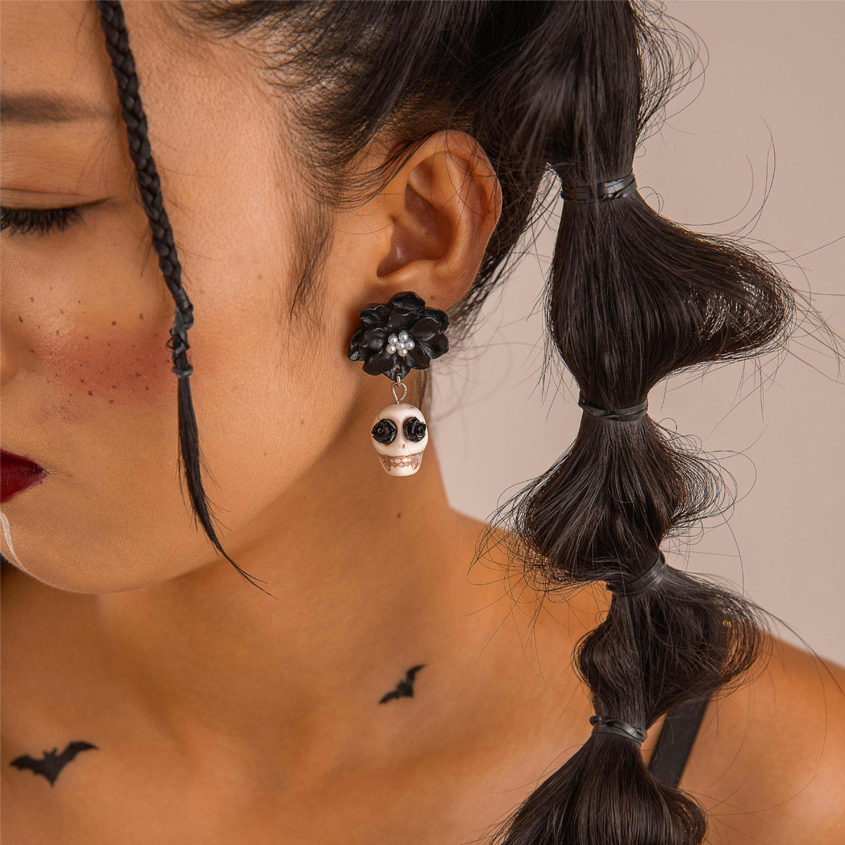 Halloween Dark Skull Camellia Earrings Punk Pearl Flower Dangle