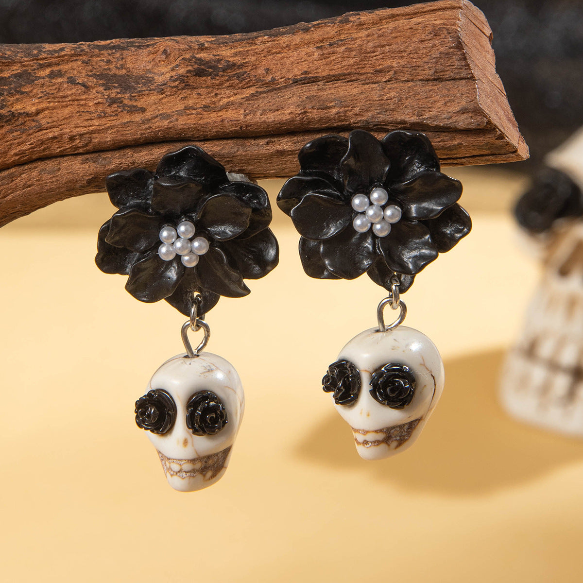 Halloween Dark Skull Camellia Earrings Punk Pearl Flower Dangle