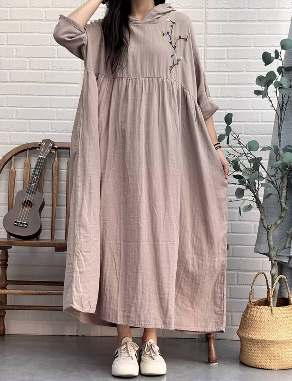 Retro Cotton Embroidered Plus Size Loose Hoodies Dress With Pockets