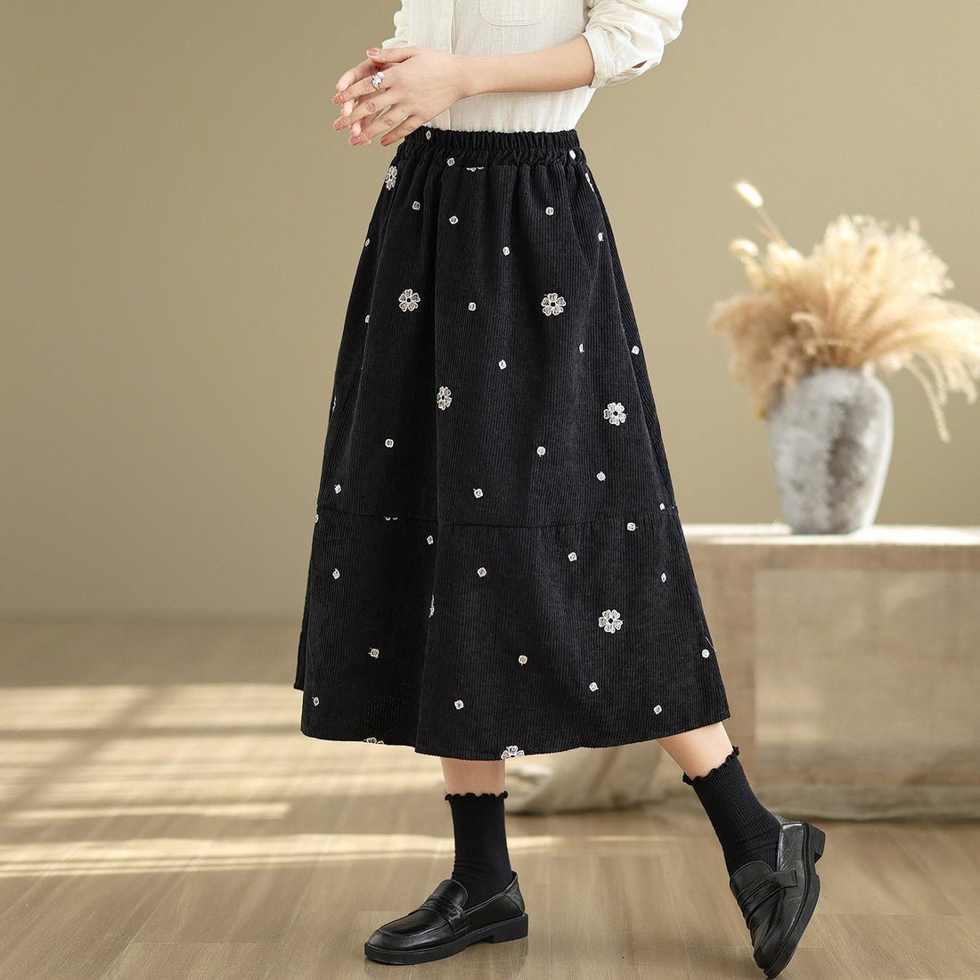 Women Autumn Retro Embroidered Corduroy Floral A-Line Skirt