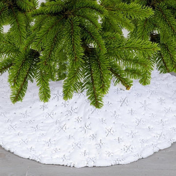 122Cm White Fluffy Beaded Snowflake Christmas Tree Skirt