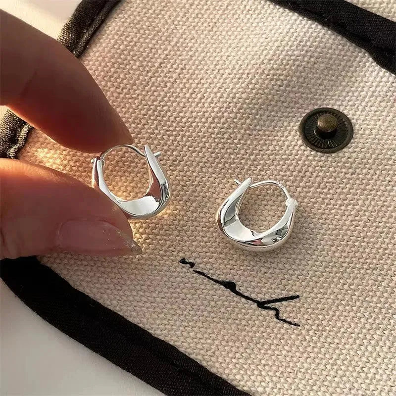 Minimal Hoop Earrings