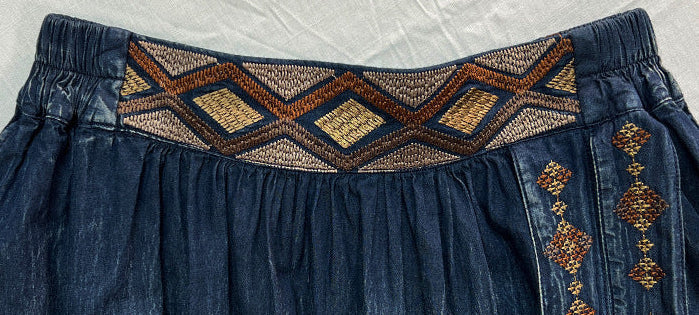 High Quality Washed Vintage Ethnic Embroidered Denim Maxi Skirt