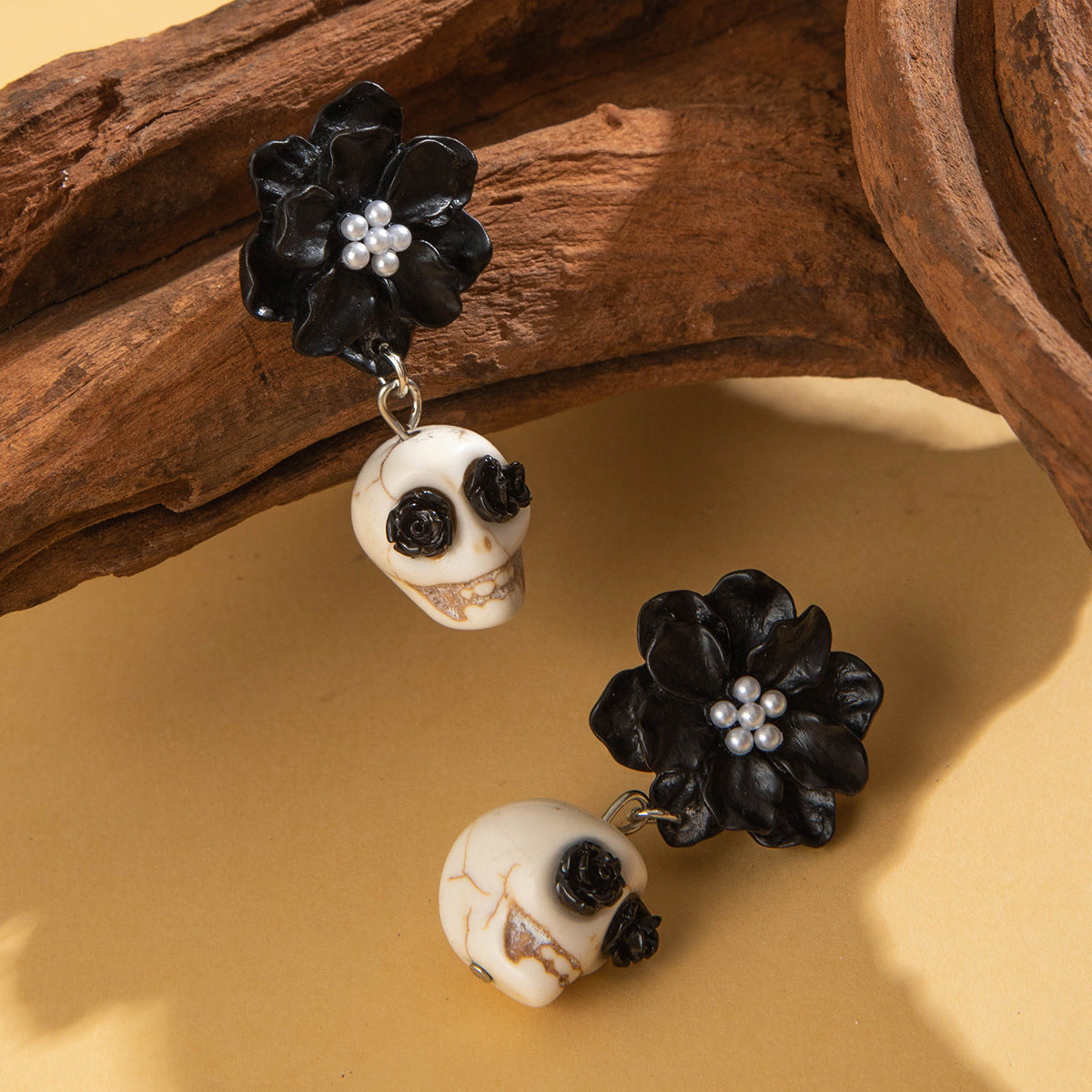 Halloween Dark Skull Camellia Earrings Punk Pearl Flower Dangle